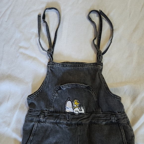 Zara Girls Peanuts Snoopy Woodstock Black Denim Overalls Size 9/10 - Picture 3 of 8